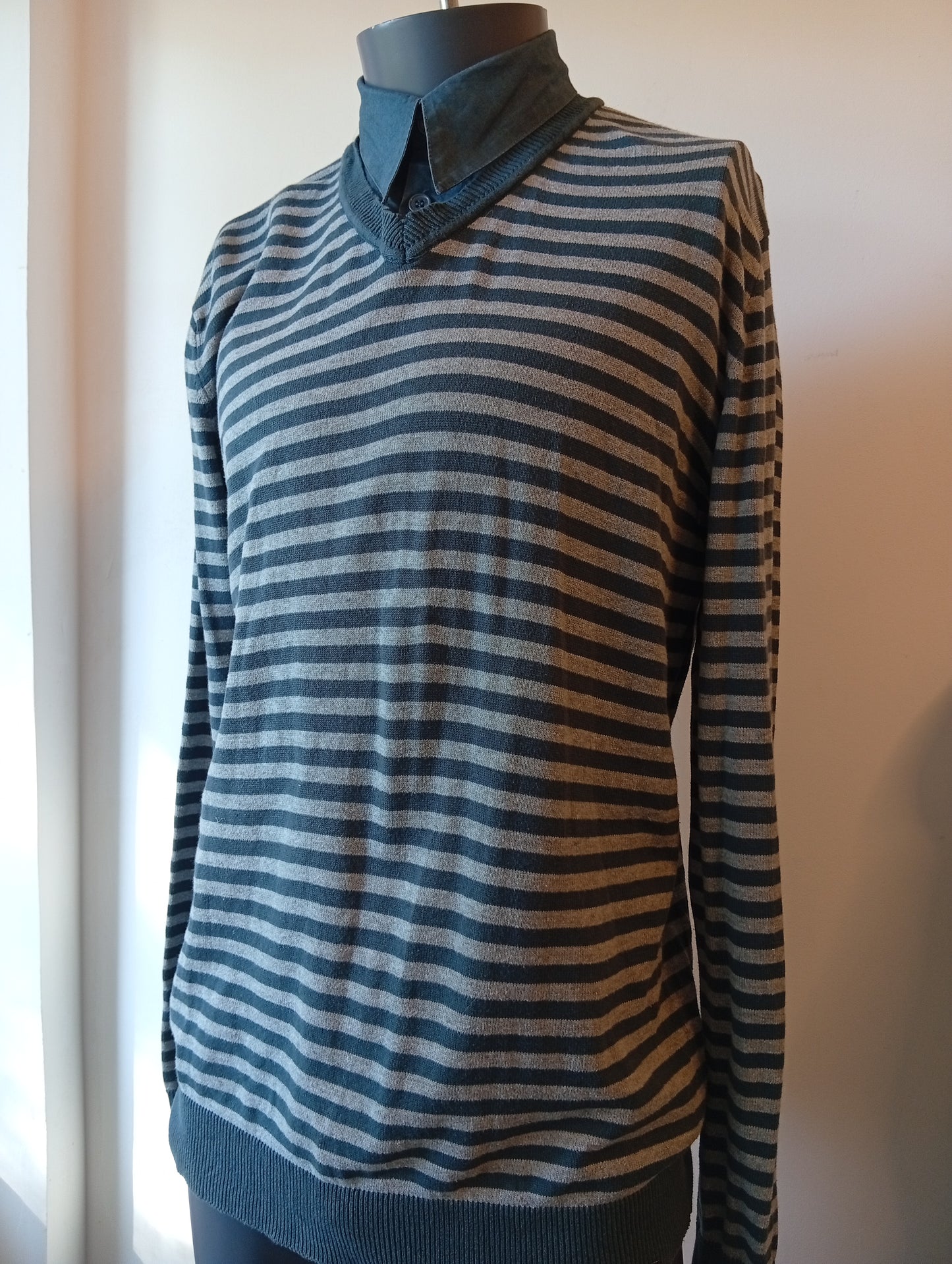 Pull Homme Col Chemise E Bound Taille XL. H0022