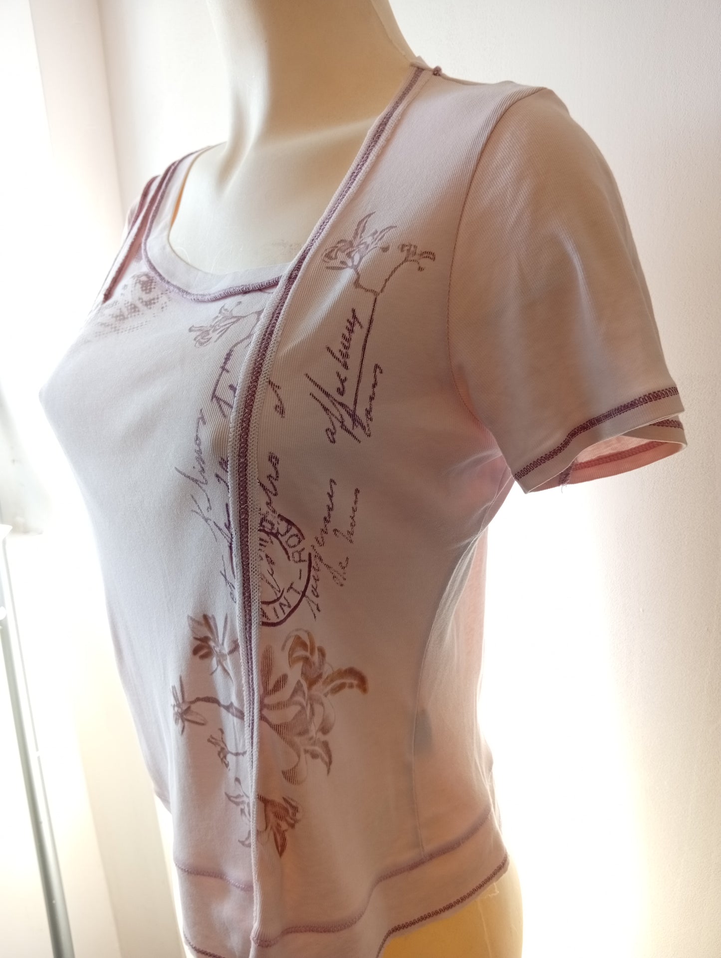 T-shirt femme Armand Thiery - Taille 3... 38/40. G0022