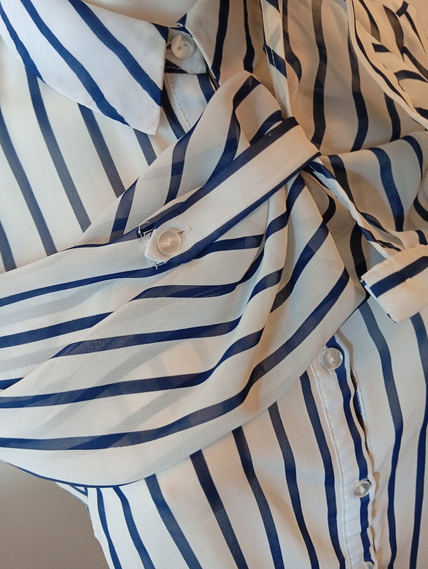 Chemise Atmosphère rayures bleu marine - Taille 38. L0012