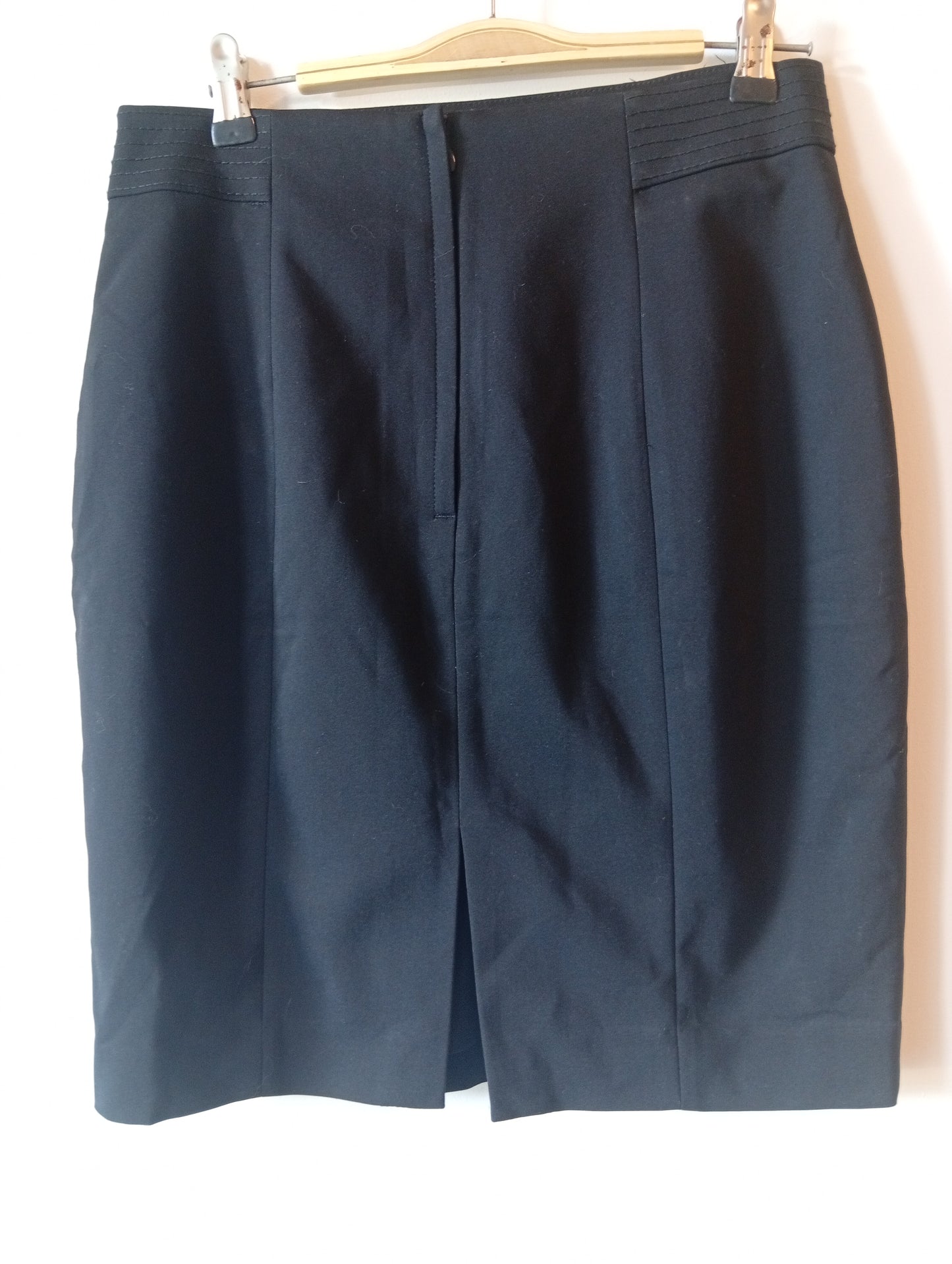 Jupe femme H&M noire taille 38. G0029