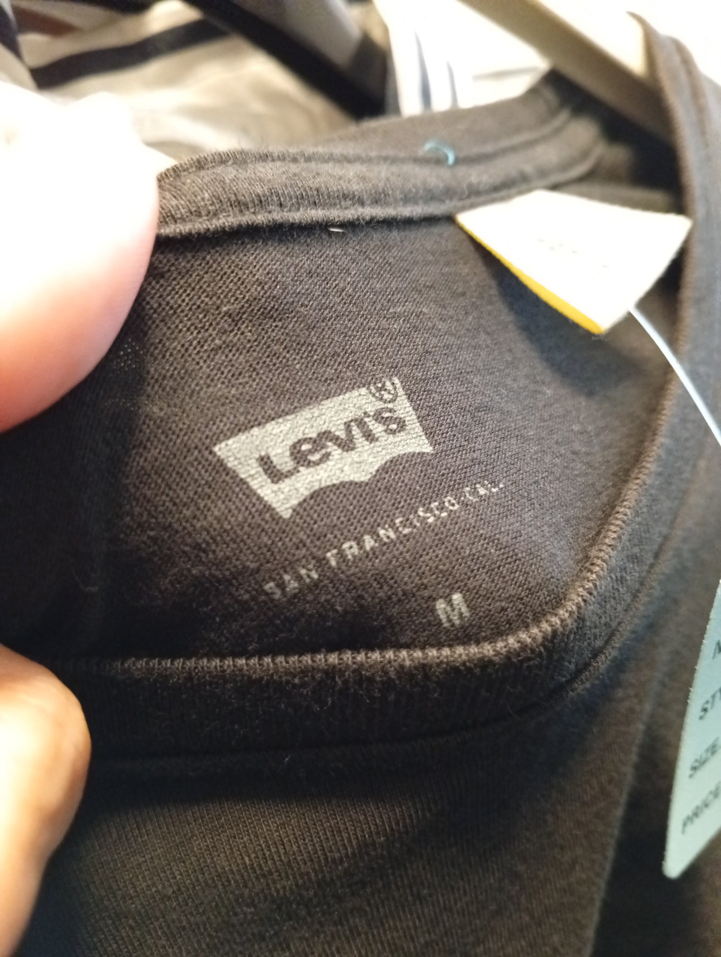 T-shirt Homme Levi's Noir - Taille M. L007