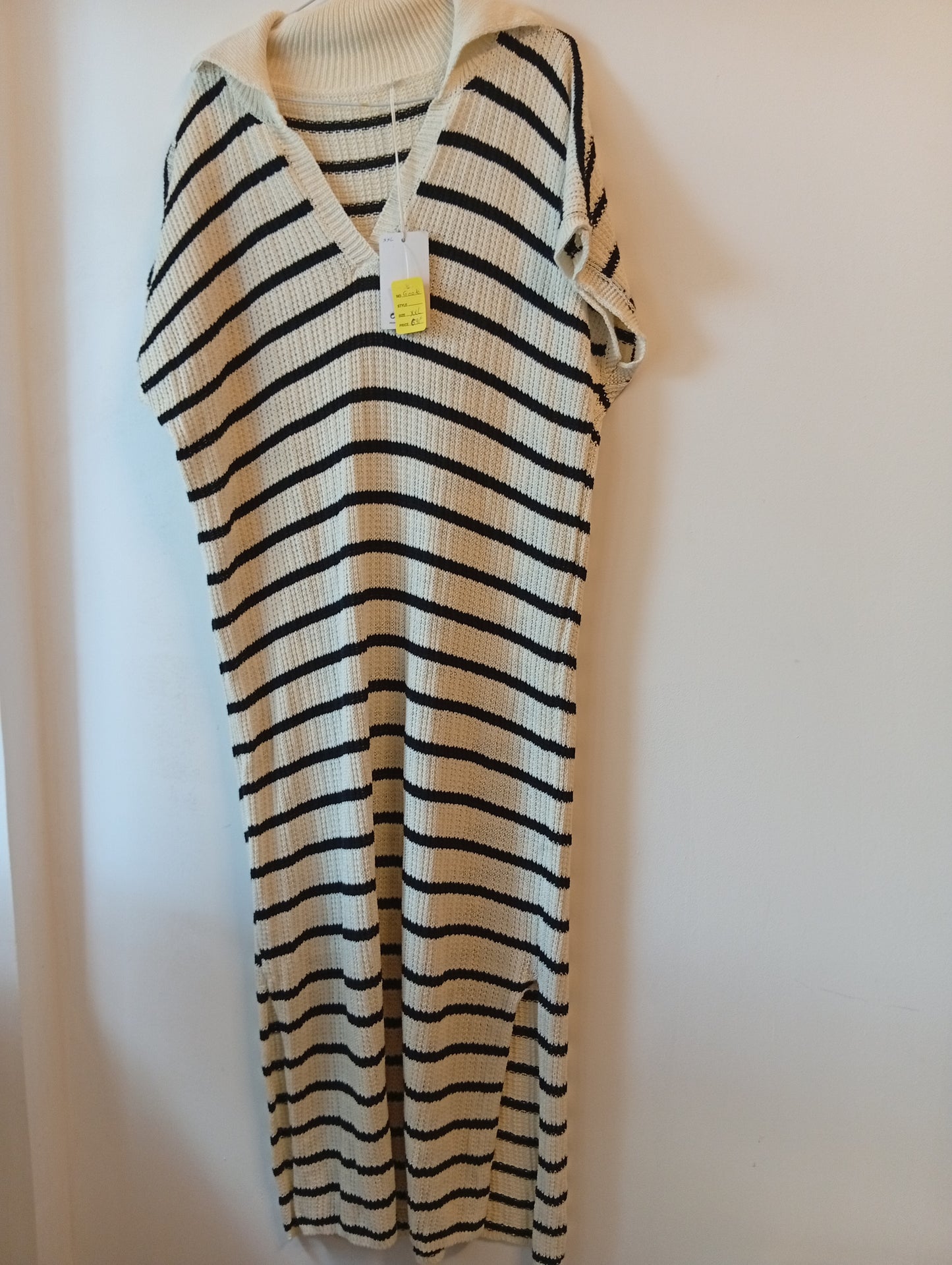 Robe longue détente Jumelles Paris taille XXL. G0010