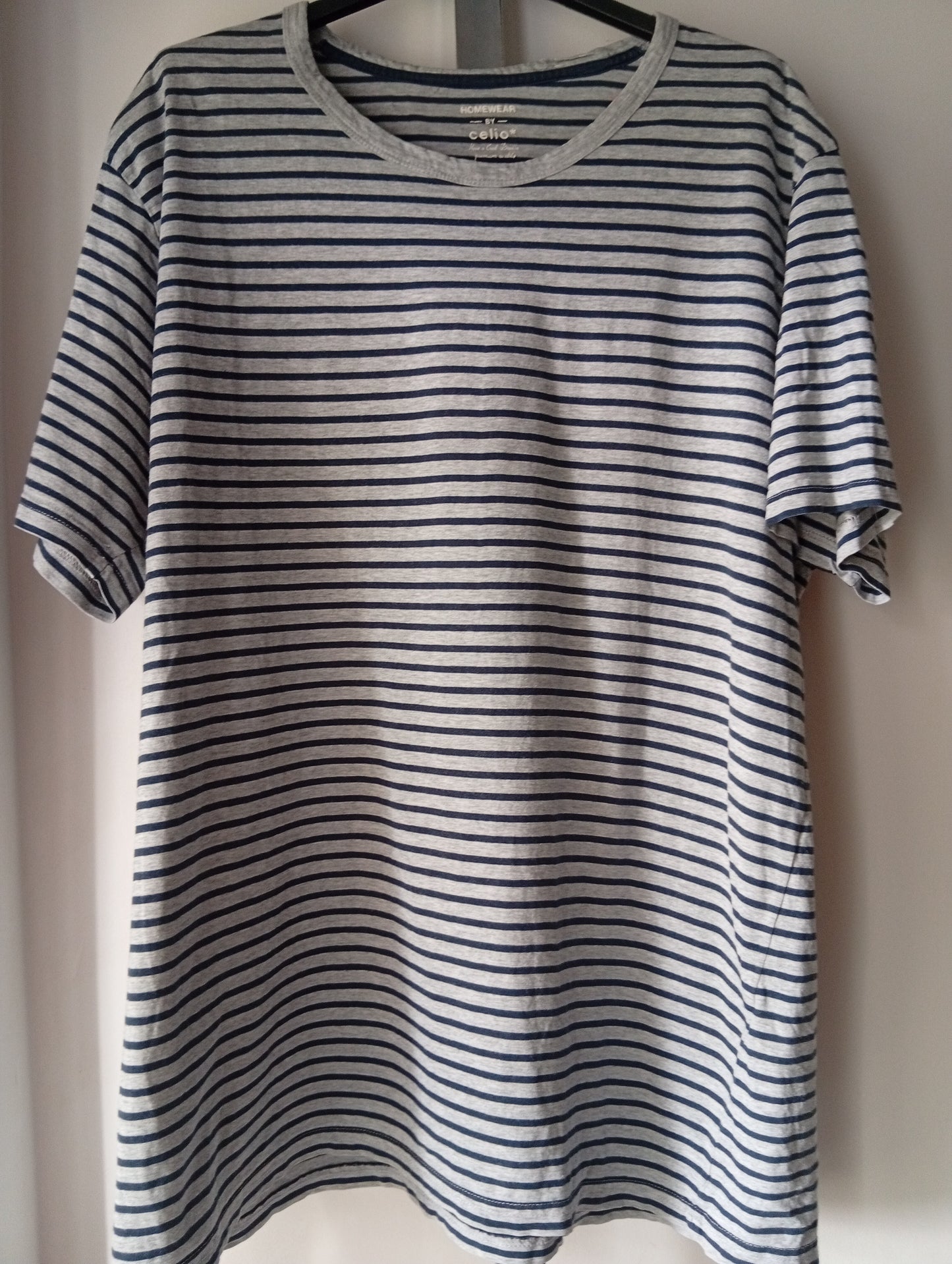 T-shirt Homme Celio Gris Rayures Bleu Marine - Taille XXL. C0010