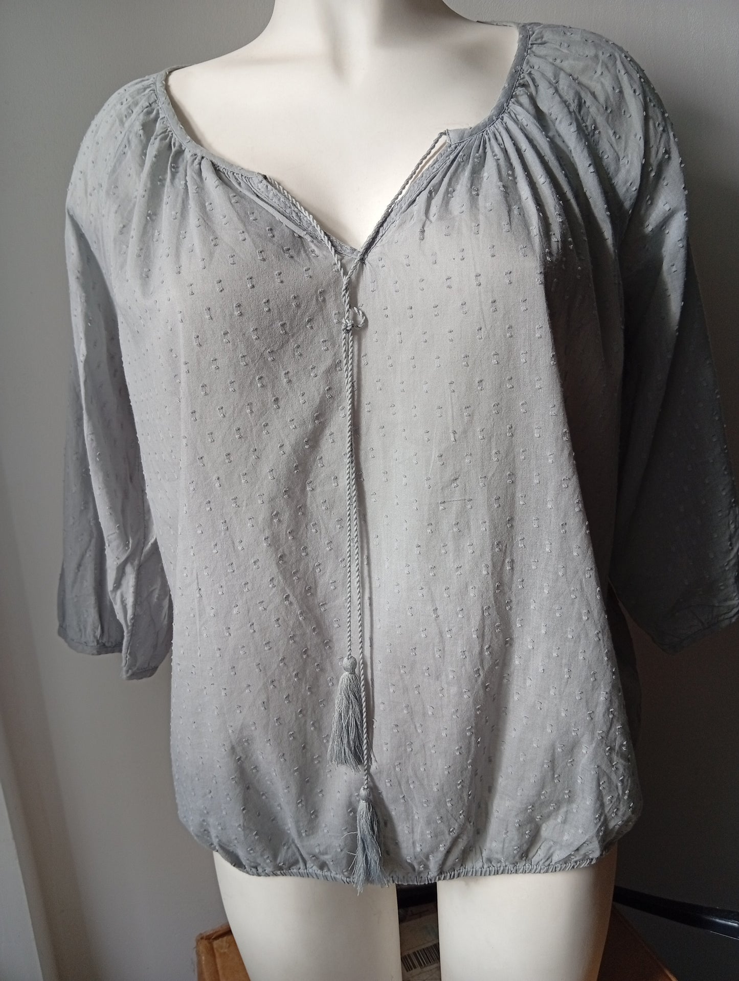 Blouse femme stile Benetton gris taille S. D0016