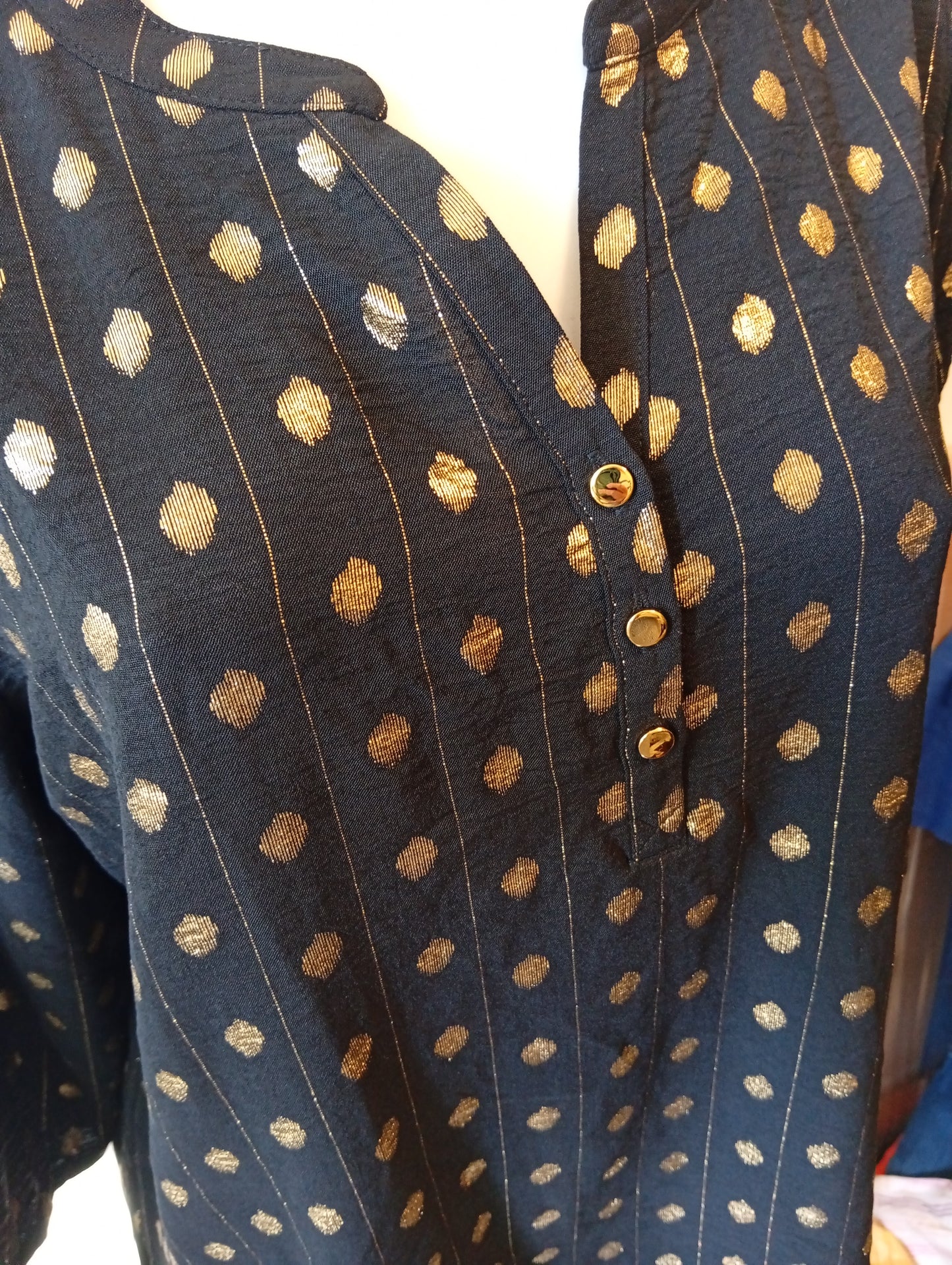 Blouse Femme Émily Daniels - Taille L - Noir à Motifs Dorés. L0010