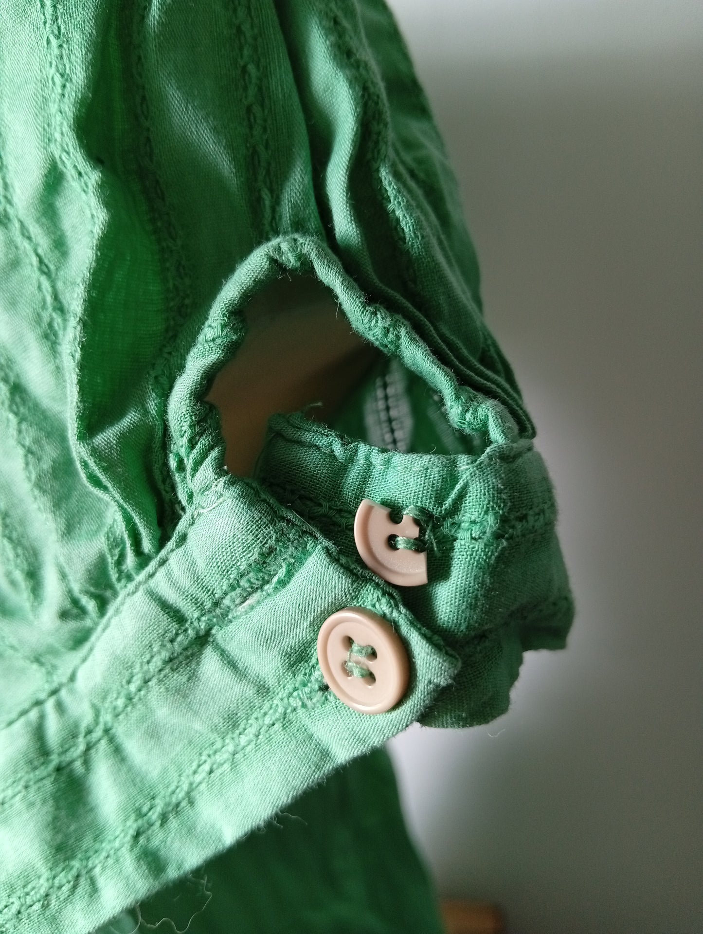 Robe mi-longue verte Atmosphère taille 38. F0025