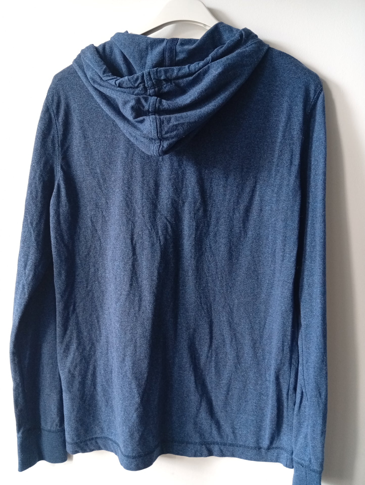 T-shirt manches longues à capuche H&M taille M. E003