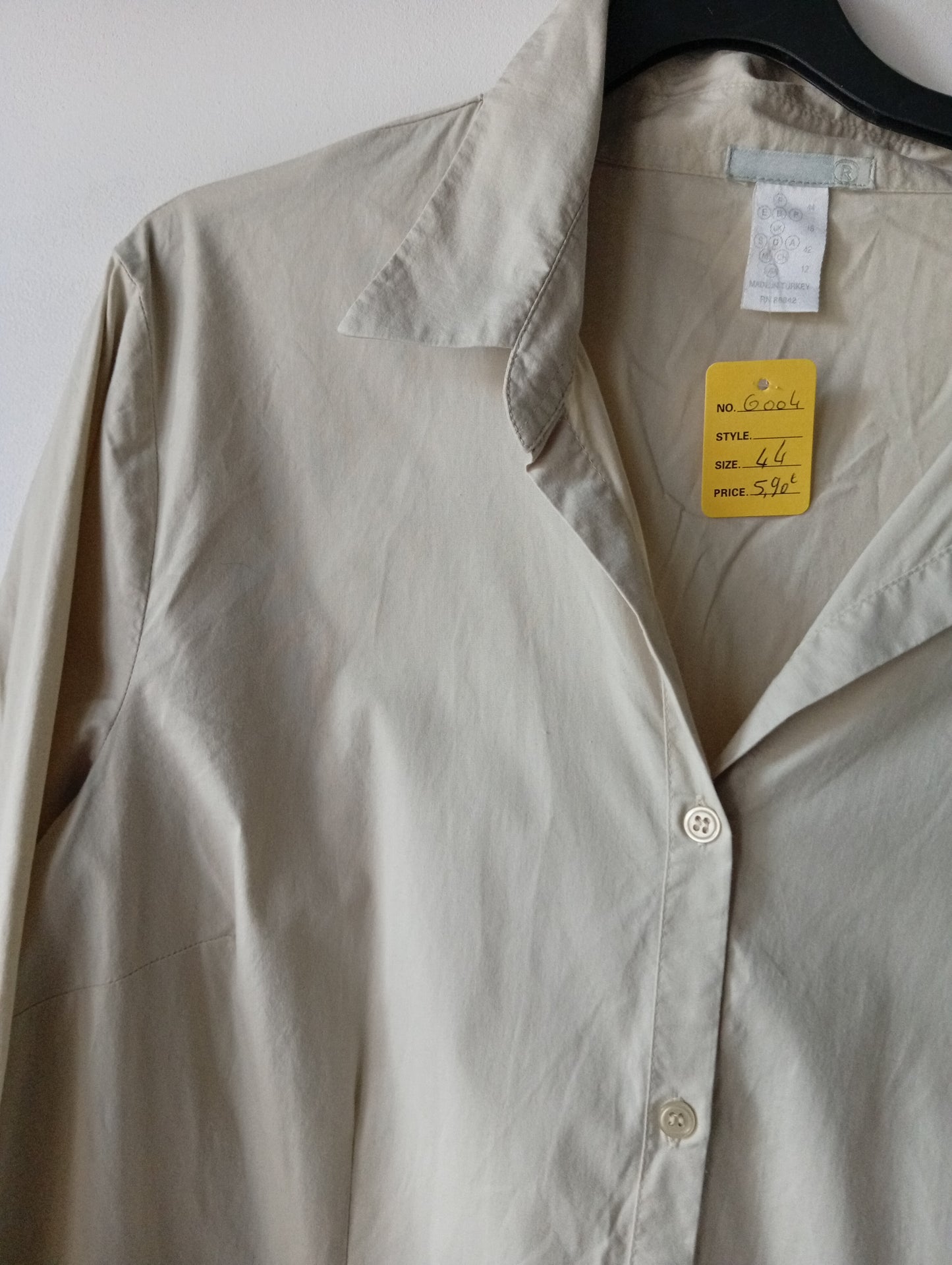 Robe chemise beige manches longues - Taille 44. G004