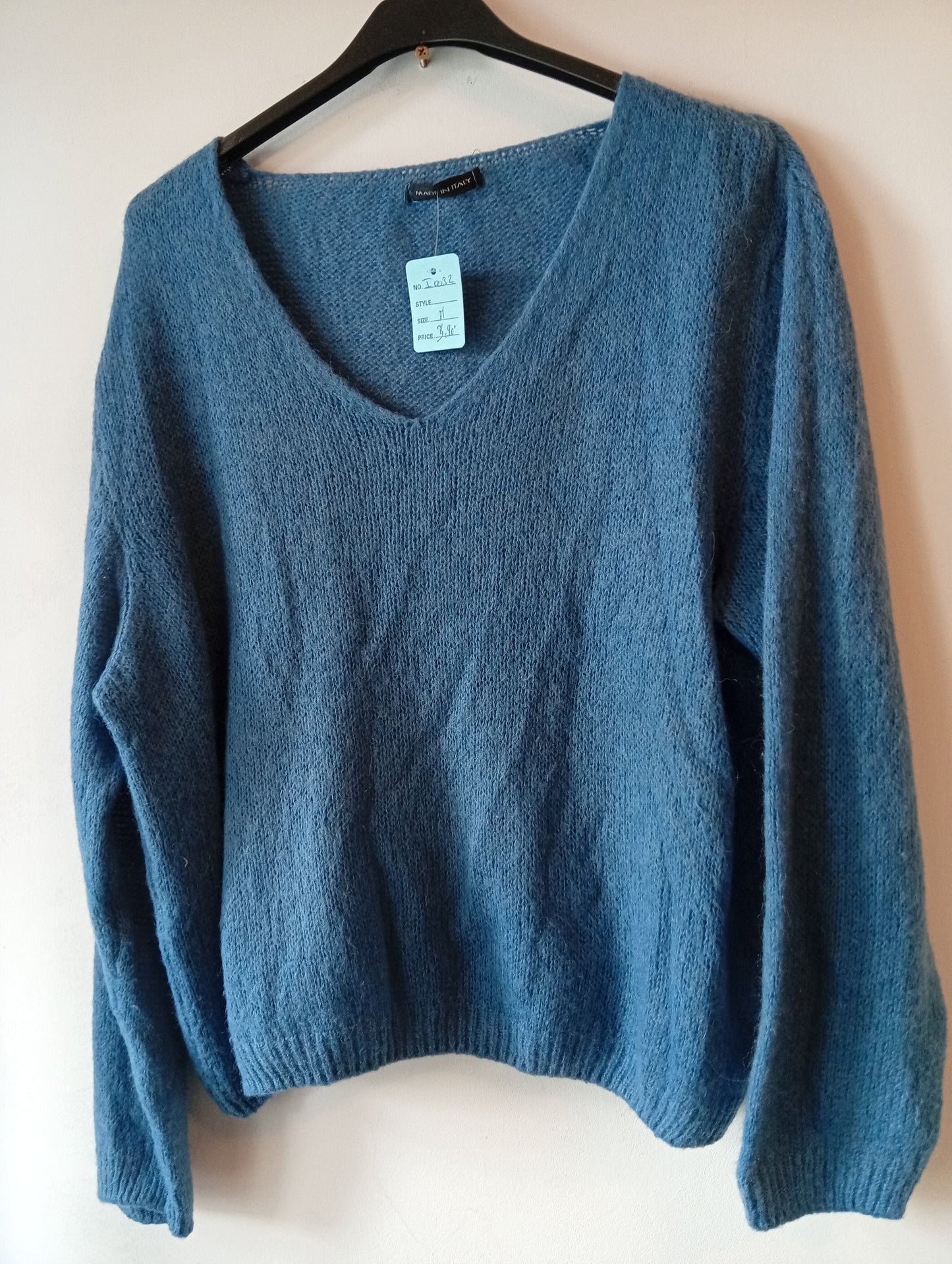 Pull Femme Bleu Made in Italy - Taille M. I0032