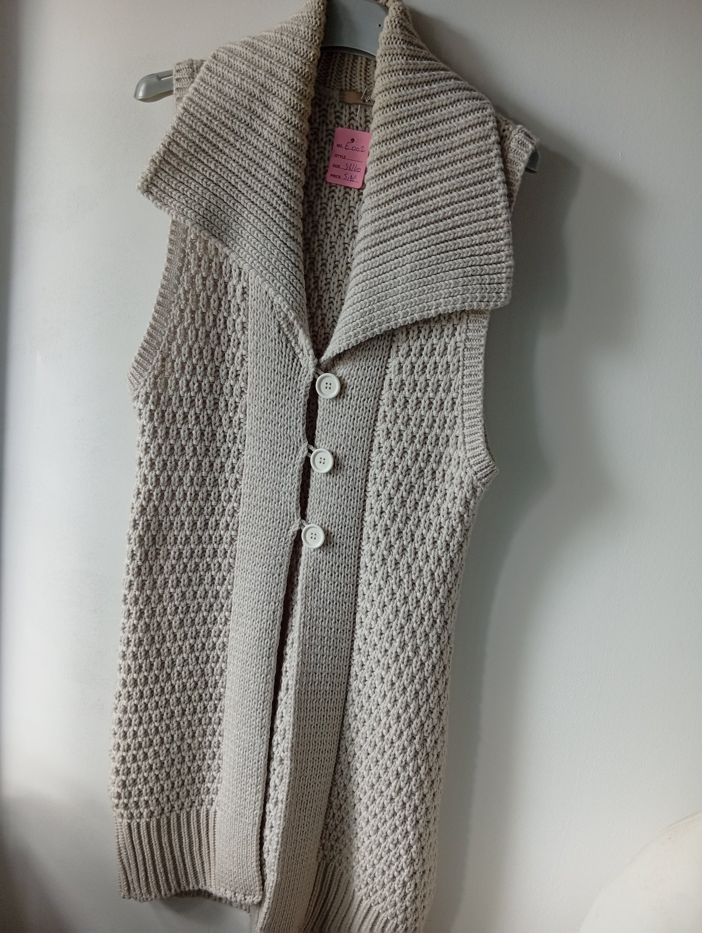 Veste sans manche Ange - Taille 38/40 - Beige. E002