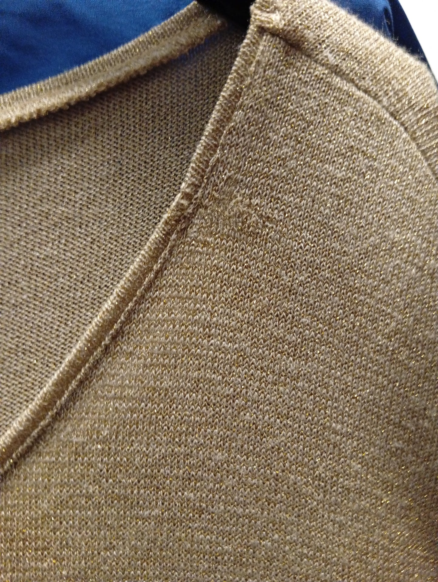 Robe élégante MS mode - Taille L - Couleur doré - Manches longues. L0025