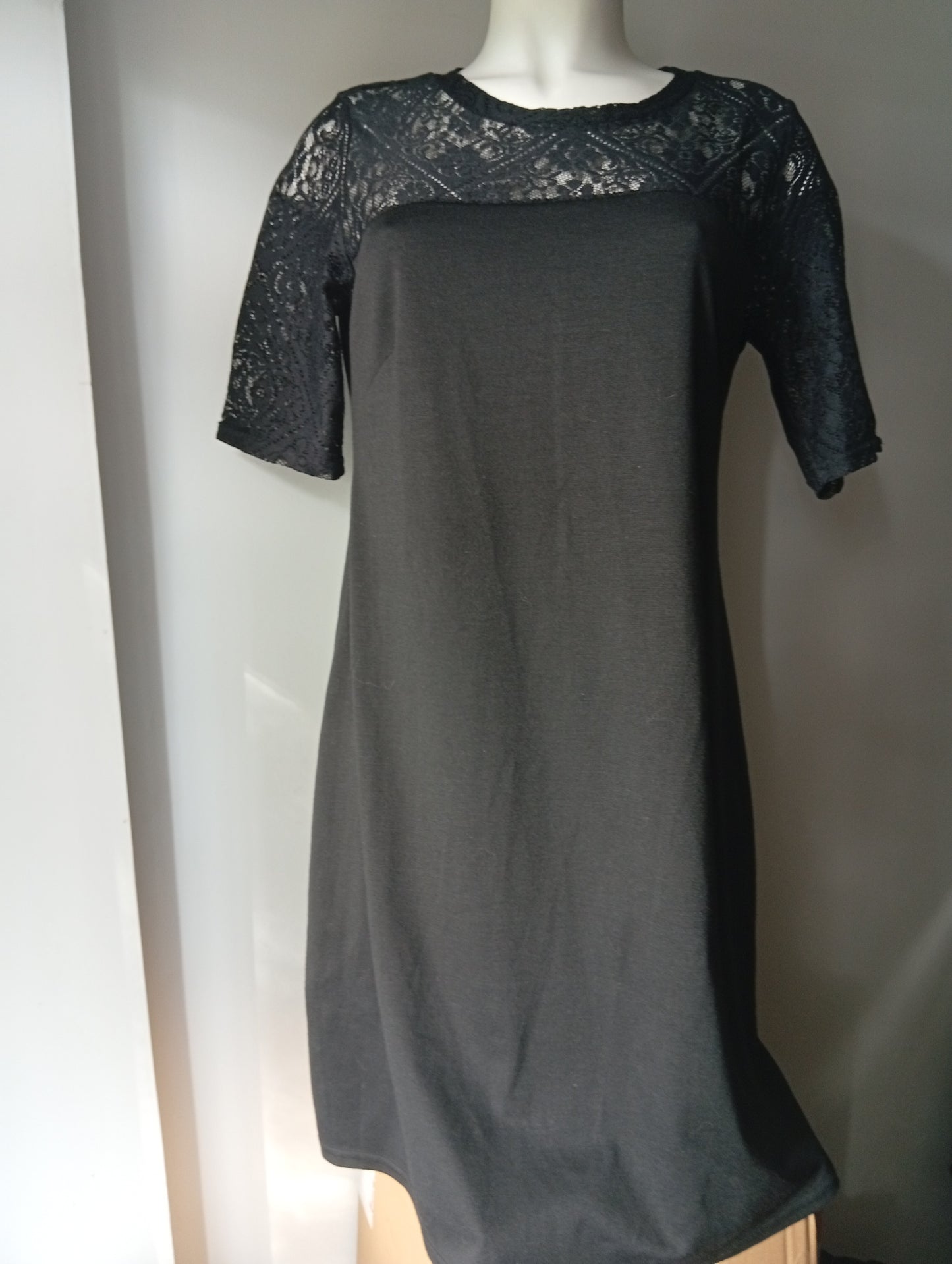 Robe noire dentelle Envie de Fraise - Taille 36   D0026