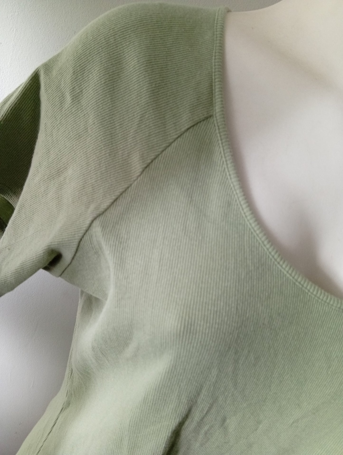 T-shirt Femme Jacqueline Riu Vert - Taille 46. H0010