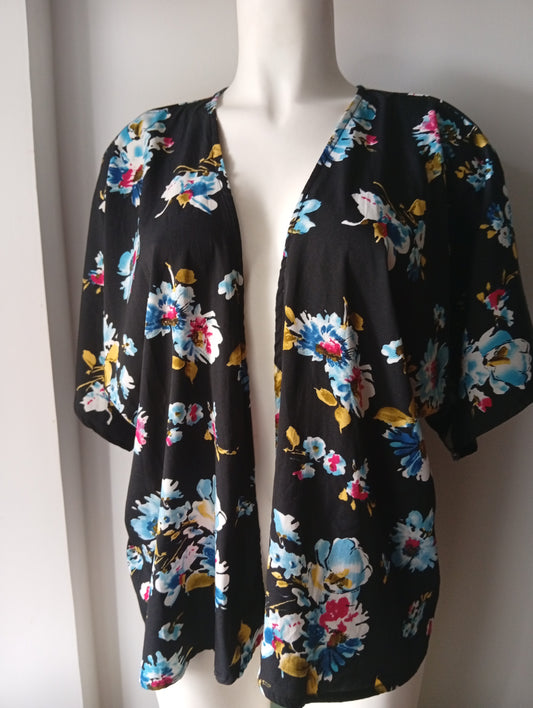 Blouse veste femme Atmosphère taille S noire motif fleurs. C0017