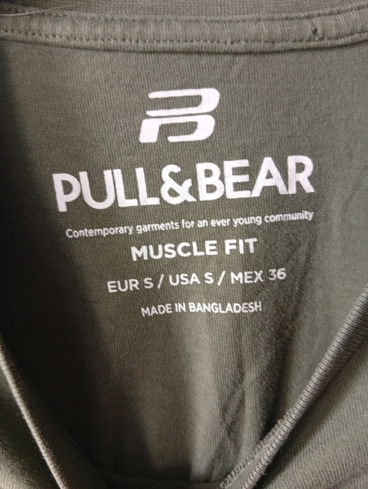 T-shirt homme Pull and Bear kaki muscle fit - Taille S. E007