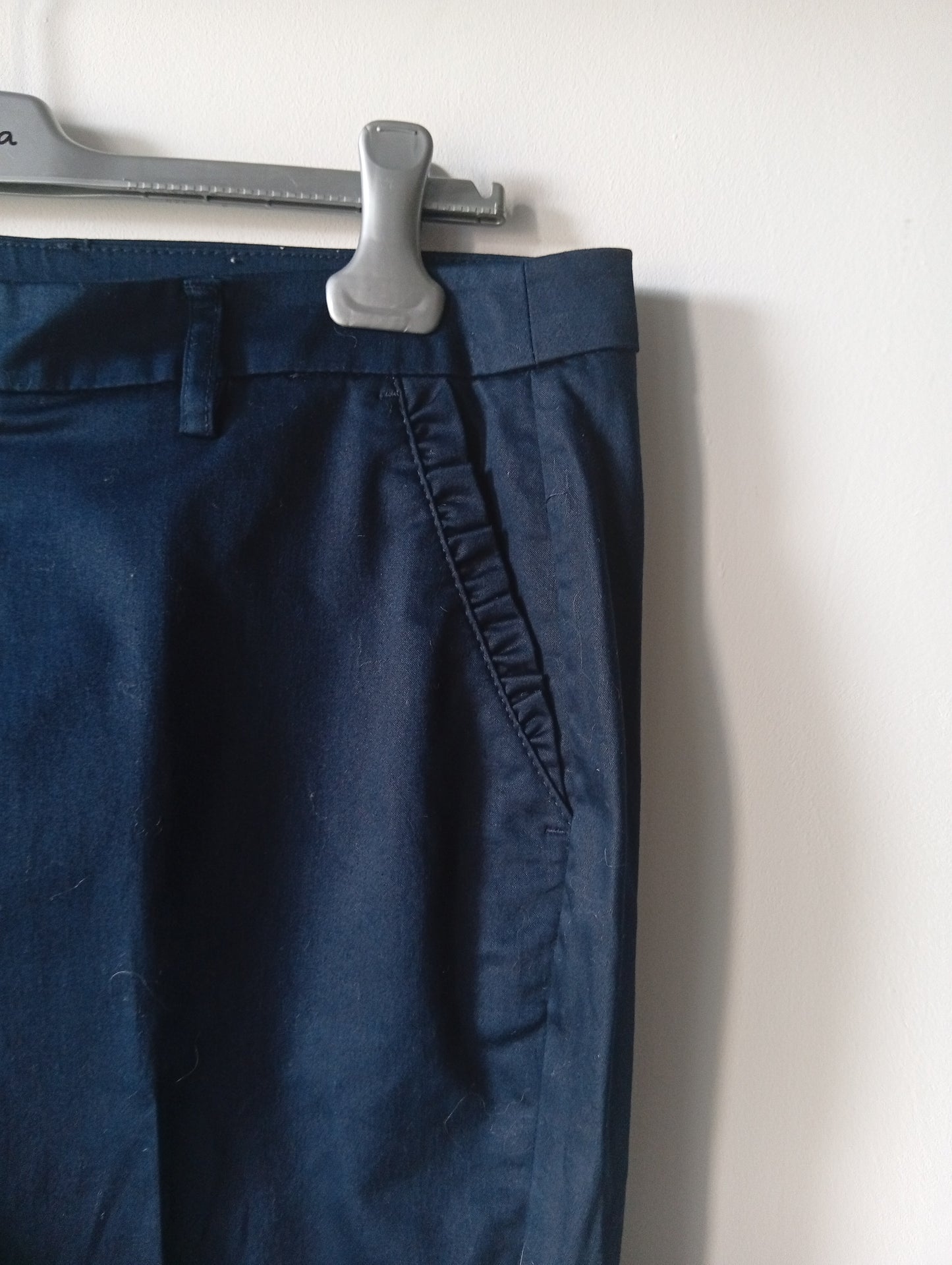 Pantacourt Jessica taille 38/40. F0028