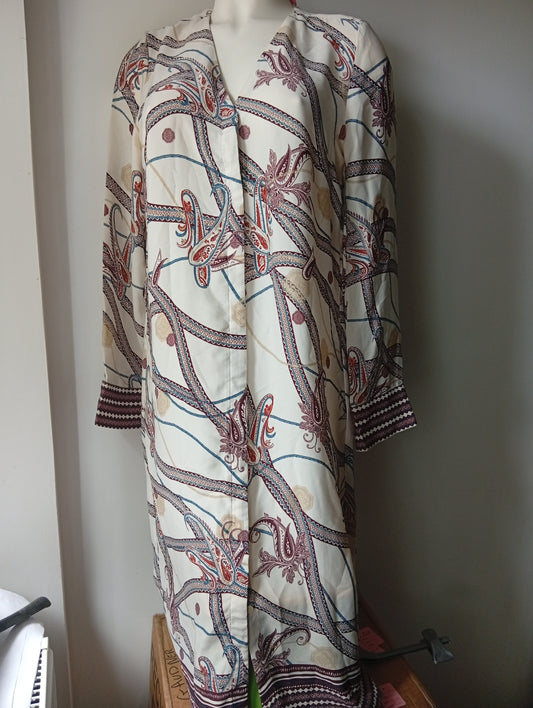 Robe H&M manches longues taille 38. C0020