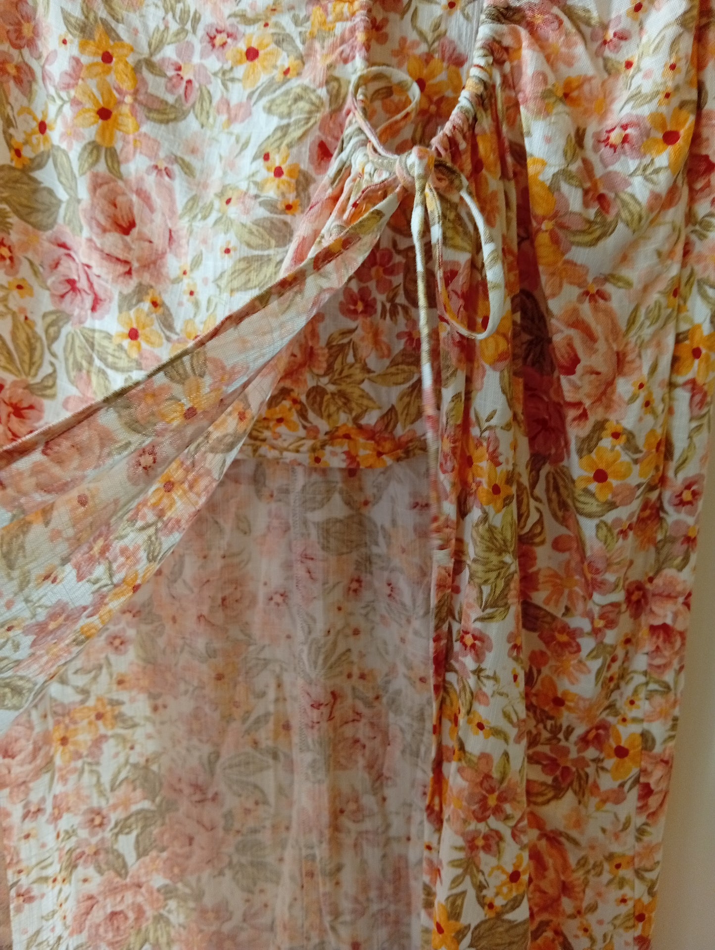 Jupe Stradivarius Fleurie avec Nœud - Taille 36. K009