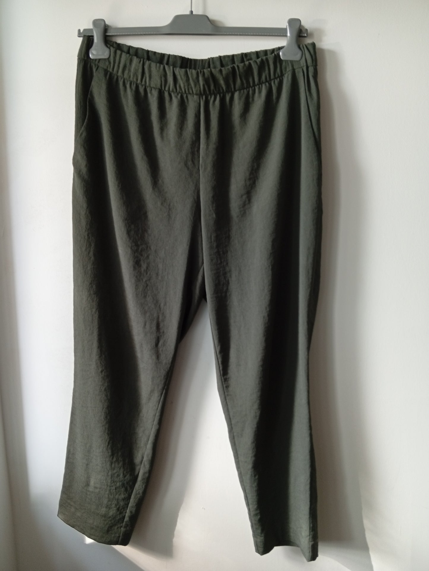 Pantalon détente H&M - Taille 42 - Kaki. E009