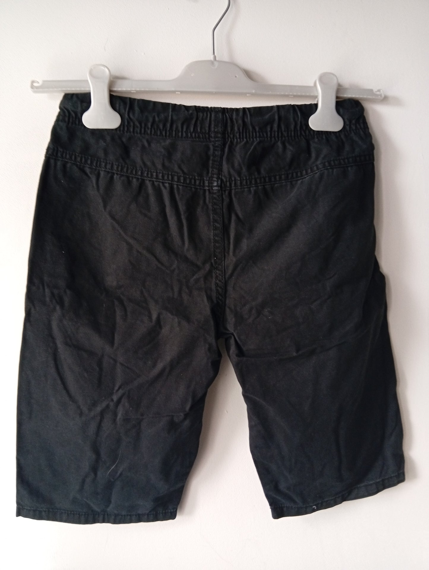 Bermuda enfant C&A noir - Taille 10-12 ans  K0030