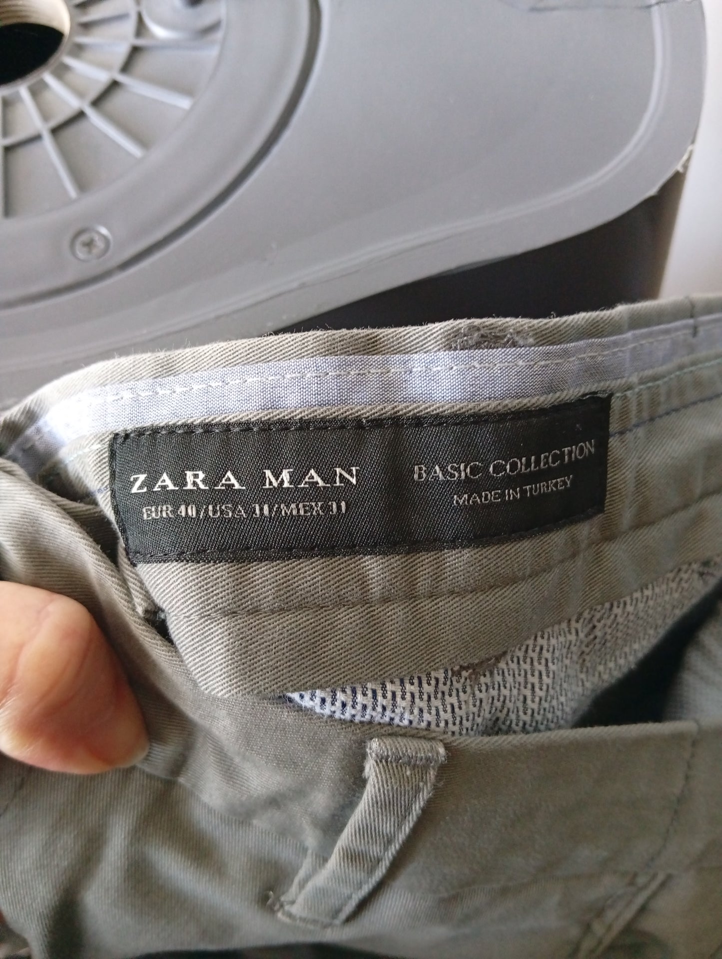 Pantalon homme Zara Man - Taille 40 - Couleur gris. L0035