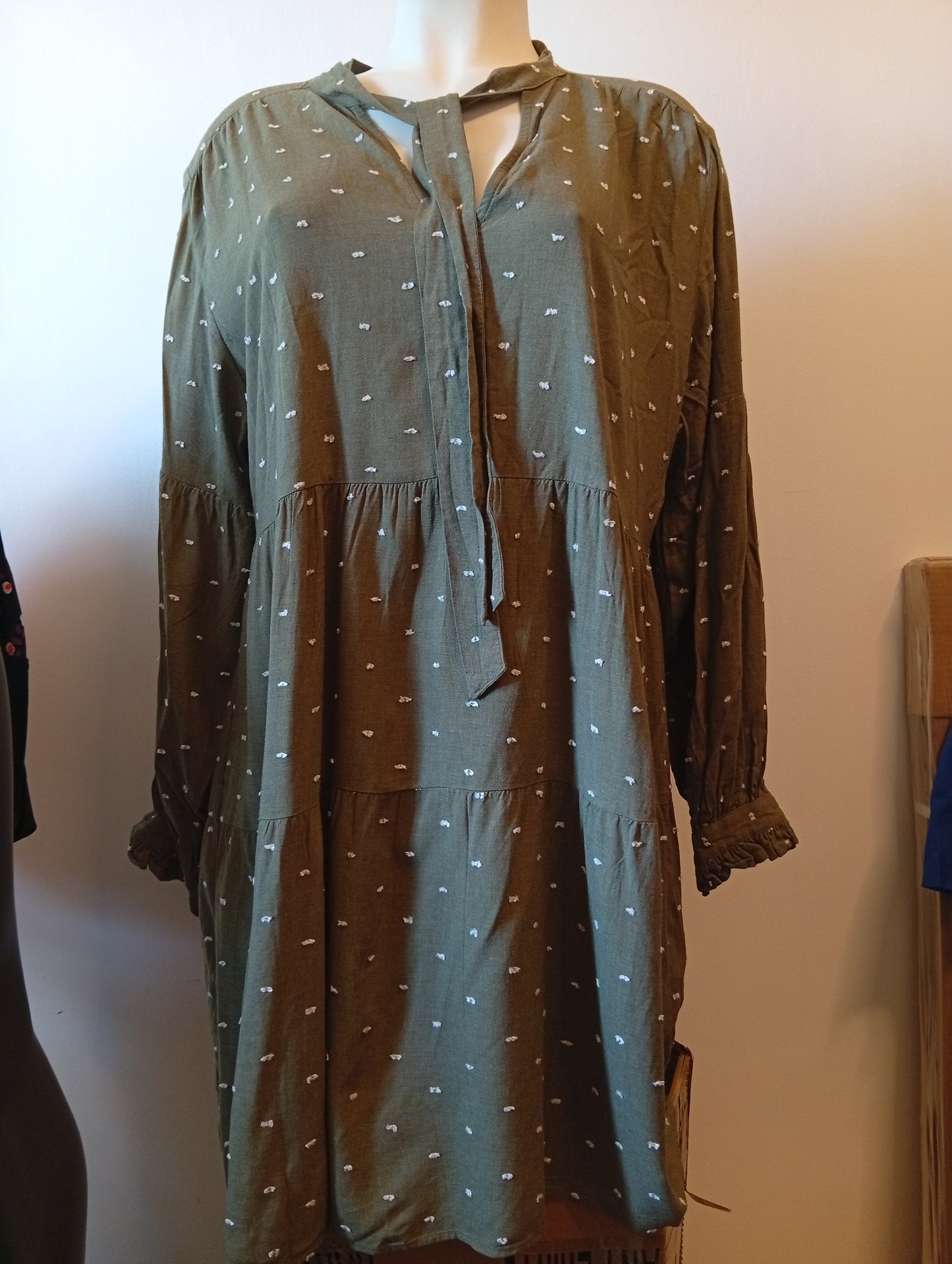 Robe Zara kaki manches longues - Taille XL. L0014