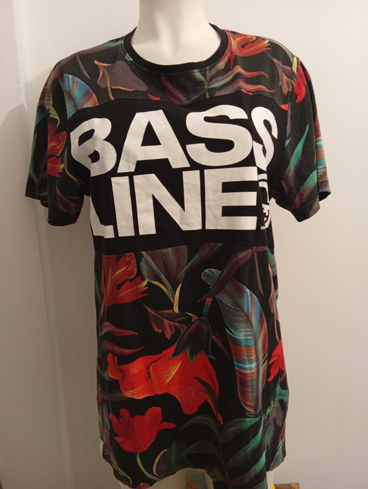 T-shirt femme Cropp taille L noir avec fleurs et feuilles. A0013